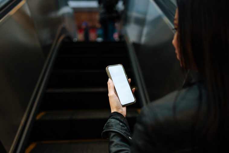 rushing-to-grab-that-six-digit-login-code-could-soon-be-history
