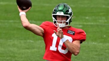 jets-have-only-one-qb-question-left-for-giants-preseason-showdown