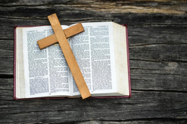 archaeological-dig-uncovers-stunning-match-to-bible’s-account-of-jesus’-tomb