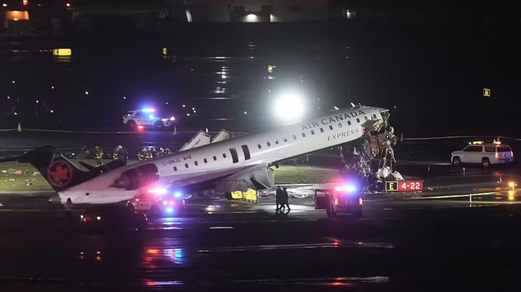 air-traffic-controllers-clocked-out-early-before-deadly-crash