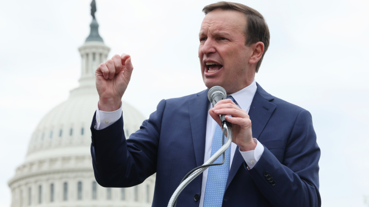 senator-chris-murphy-calls-idea-mass-immigration-is-putting-us-at-risk-a-‘fake-problem’