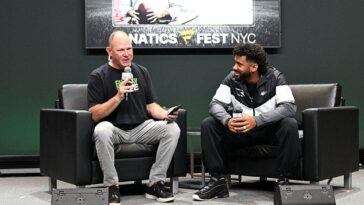 matthew-berry-has-had-talks-with-espn-about-a-return,-following-pat-mcafee-model