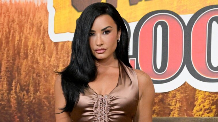 demi-lovato-celebrates-34th-birthday-in-colorful-string-bikini-during-bahamas-getaway