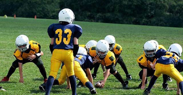 watch:-football-dad,-41,-trips-player,-9,-preventing-him-from-a-touchdown