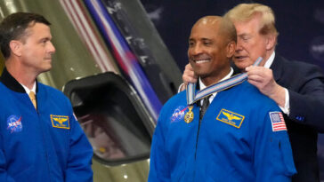president-trump-presents-congressional-space-medals-of-honor-to-artemis-ii-astronauts