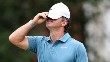 rory-mcilroy-makes-embarrassing-mistake-in-$10-million-tournament,-announcer-rips-him-for-being-too-‘cute’