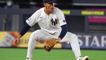 yankees-trusting-george-lombard-jr.-to-play-through-historic-error-streak