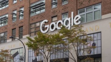 man-sets-himself-on-fire-inside-lobby-of-manhattan-building-that-houses-google-offices-and-nypd’s-internal-affairs-bureau