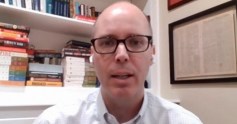 conservative-analyst-sean-davis-on-immigration:-there-is-a-difference-between-becoming-an-american-and-just-living-in-america-(video)