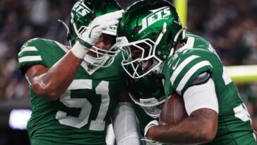 jets’-qwan’tez-stiggers-has-hand-in-pair-of-turnovers-on-rollercoaster-night