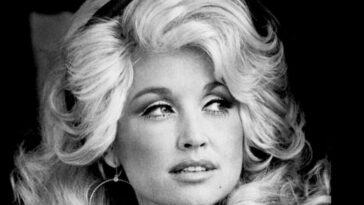 tennessee’s-governor-moves-to-rename-nashville-airport-after-the-late-dolly-parton