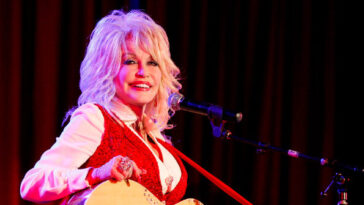 tennessee-moves-to-rename-nashville-international-airport-to-honor-dolly-parton