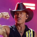 tim-mcgraw-falls-flat-on-his-back-during-cincinnati-concert-after-boot-gets-caught-in-stage-platform