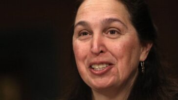 obama-judge-once-again-orders-postal-service-to-defy-trump’s-mail-in-ballot-executive-order