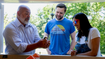 jd-vance’s-new-chicken-coop-puts-spotlight-on-growing-american-backyard-trend-that-family-has-‘loved’