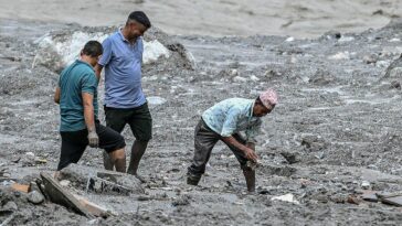 son-realizes-missing-american-dad-was-in-path-of-nepal-disaster-after-watching-viral-video