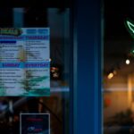 record-high-americans-smoke-marijuana-while-record-low-smoke-cigarettes