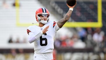 dillon-gabriel’s-browns-roster-status-revealed-after-deshaun-watson-shedeur-sanders-qb-battle