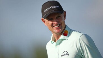 justin-rose-slam-dunks-hole-in-one-during-final-round-of-tour-championship-on-extremely-difficult-par-3