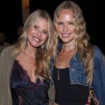 christie-brinkley-and-sailor-brinkley-cook-twin-in-denim-at-john-mayer’s-show-in-new-york