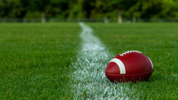 college-football-player-micahjo-barnett-dies-at-20-moments-after-scoring-touchdown