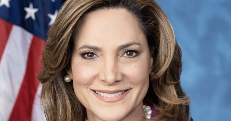 rep.-maria-salazar-blasts-trump’s-venezuela-oil-deal-—-then-suddenly-changes-her-mind