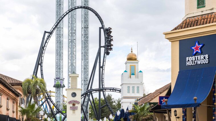 parkgoer-airlifted-after-batman-roller-coaster-incident-leaves-man-with-fractures-to-both-legs