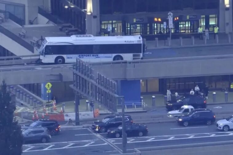 13-hurt-at-newark-airport-after-shuttle-bus-smashes-into-concrete-wall-—-snarling-traffic