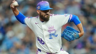 yankees-claim-john-schreiber-in-latest-addition-to-bullpen-puzzle
