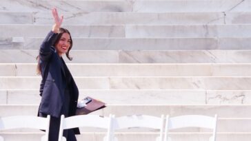 democratic-socialists-of-america-embroiled-in-‘civil-war’-over-future-as-aoc-is-slammed-for-‘consistent-pattern-of-opportunism’