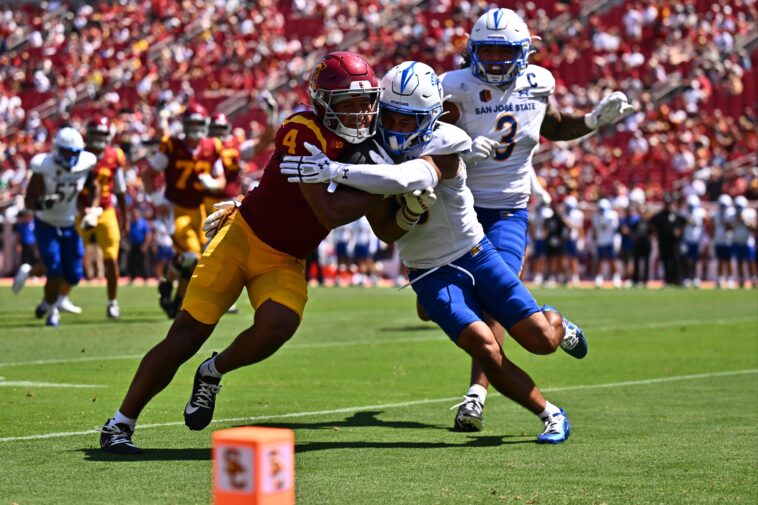 how-usc,-ucla-can-copy-a-pair-of-old-rivals-to-beat-early-season-heat