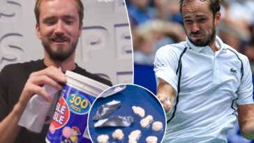 mets-gift-daniil-medvedev-300-pieces-of-chewing-gum-after-viral-us-open-moment