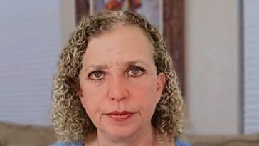 wasserman-schultz-on-aipac:-‘unacceptable’-‘to-demonize’-people-donating-because-they’re-pro-israel