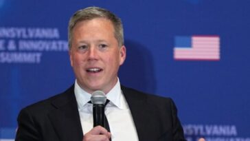 us.-army-secretary-dan-driscoll-steps-down-after-18-months-in-the-post