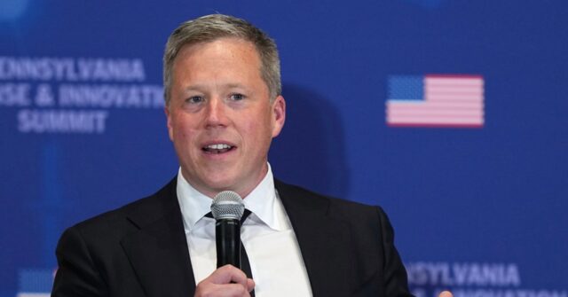 us.-army-secretary-dan-driscoll-steps-down-after-18-months-in-the-post