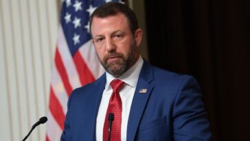 watch:-markwayne-mullin-goes-off-on-reporter-who-tried-to-downplay-the-danger-of-illegal-alien-truckers