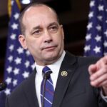 ex-house-freedom-caucus-chair-says-gop-isn’t-‘a-conservative-party-anymore,’-but-democrats-are-‘worse’