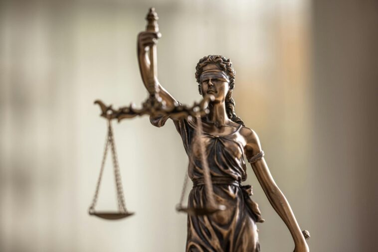 i-served-on-a-murder-jury-what-happened-behind-closed-doors-terrified-me.