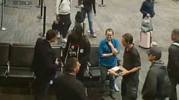 watch:-footage-of-eric-swalwell-being-swarmed-by-fbi-agents-at-sf-airport-emerges