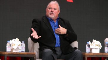 ‘last-chance-u’-coach-buddy-stephens-fired-after-‘idiots’-playoff-rant