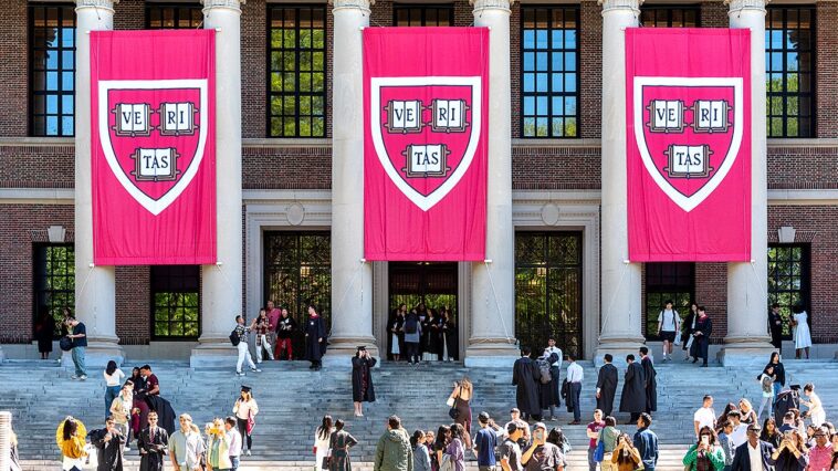 man-allegedly-brandishes-edged-weapon-at-harvard-area-coffee-shop,-prompting-campus-shelter-in-place