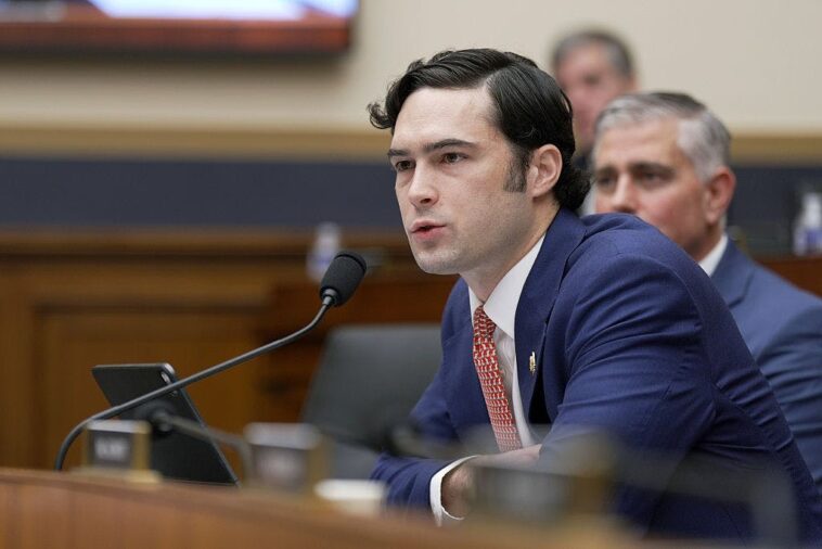 birth-tourism-mastermind-pleads-the-fifth,-dismissed-from-congressional-hearing