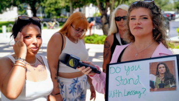 disturbing-video-shows-women-backing-lindsay-clancy:-‘very-sleep-deprived’