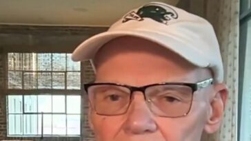 carville:-dems-will-likely-win-7-senate-seats,-securing-majority-in-midterms