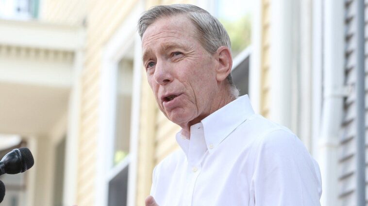 progressive-push-hits-wall-against-conservative-democrat-in-deep-blue-district
