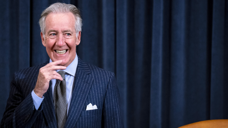 one-of-congress’-most-powerful-democrats-just-survived-a-progressive-primary-revolt