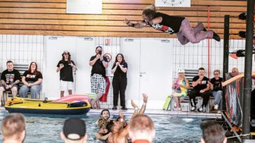 pro-wrestling-makes-waves-in-france-as-european-promotion-fires-up-social-media-with-unique-venue
