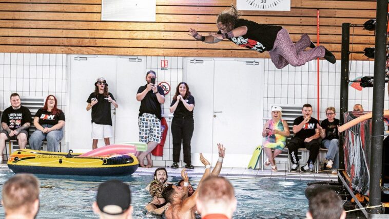 pro-wrestling-makes-waves-in-france-as-european-promotion-fires-up-social-media-with-unique-venue