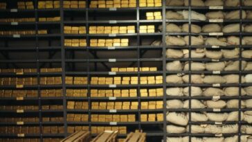 dutch-central-bank-moves-billions-in-gold-from-us.-and-canada-to-london-in-‘crisis-preparedness’-move