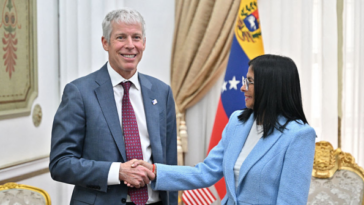 trump-energy-secretary-visits-venezuela-to-finalize-historic-oil-deal